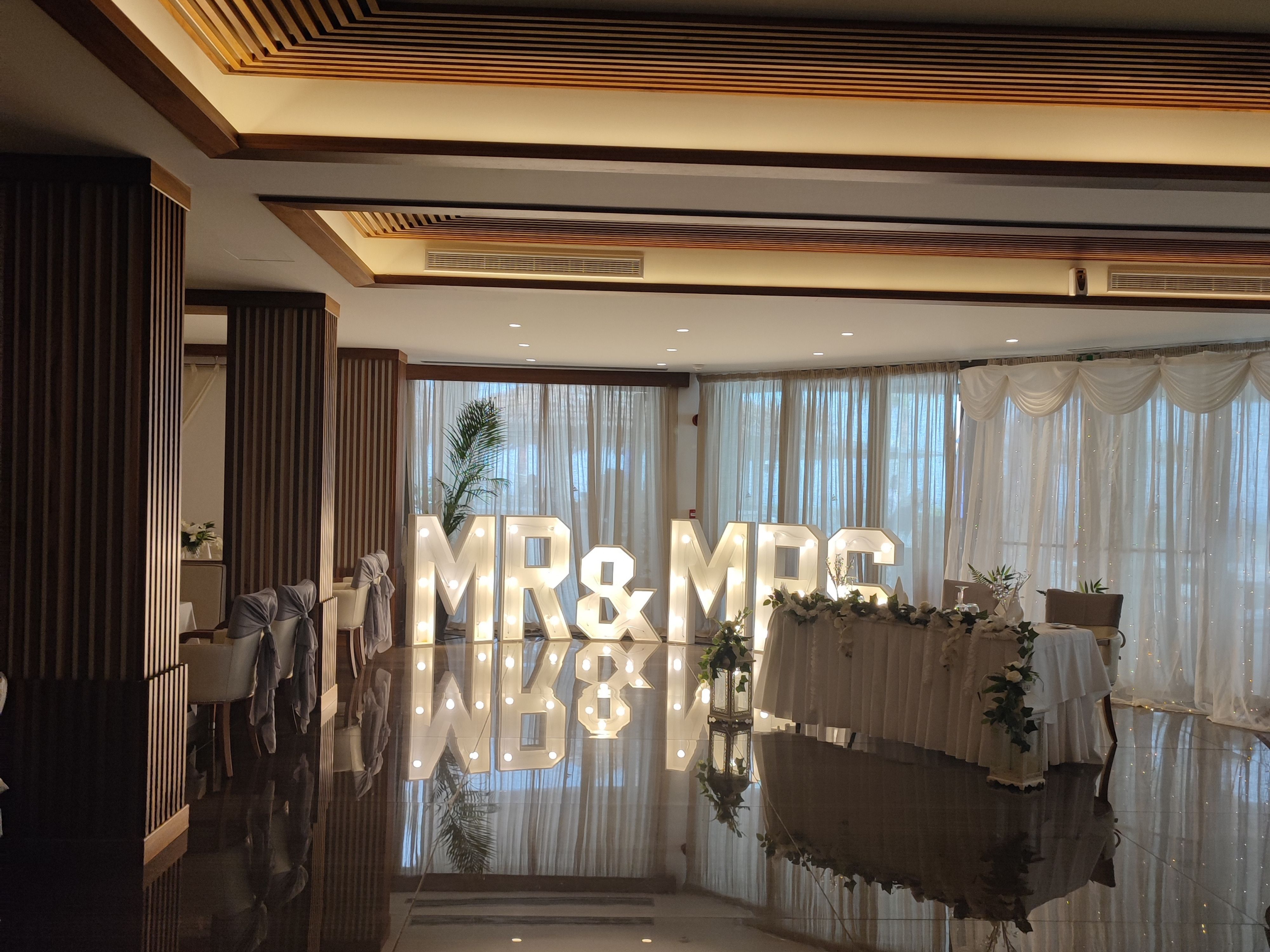 //www.jet2holidays.com/-/media/custom overview images/lca wedding/mare ayia napa 4.jpg